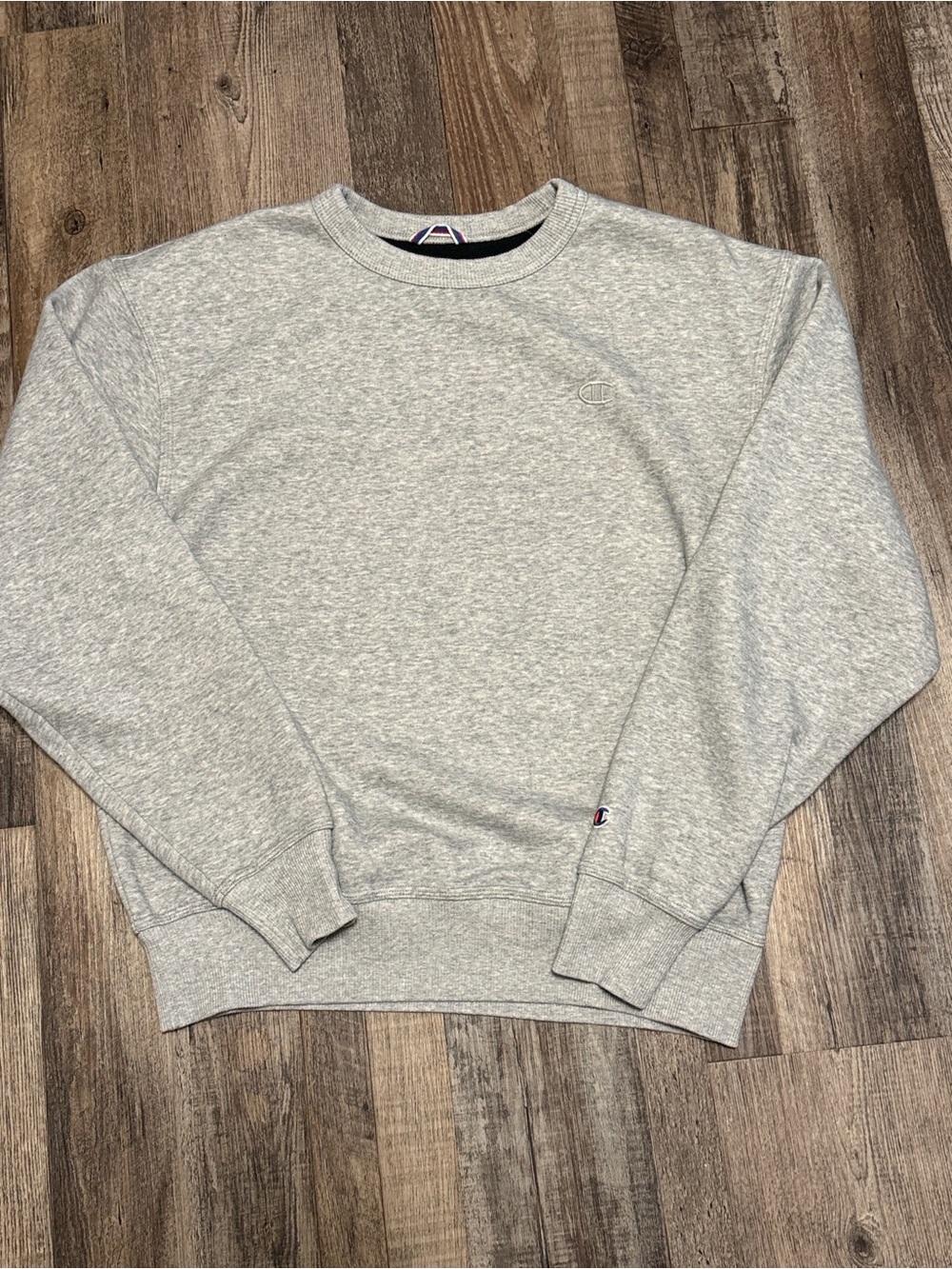 Champion Men’s Light Gray Crewneck Sweatshirt Size Medium M